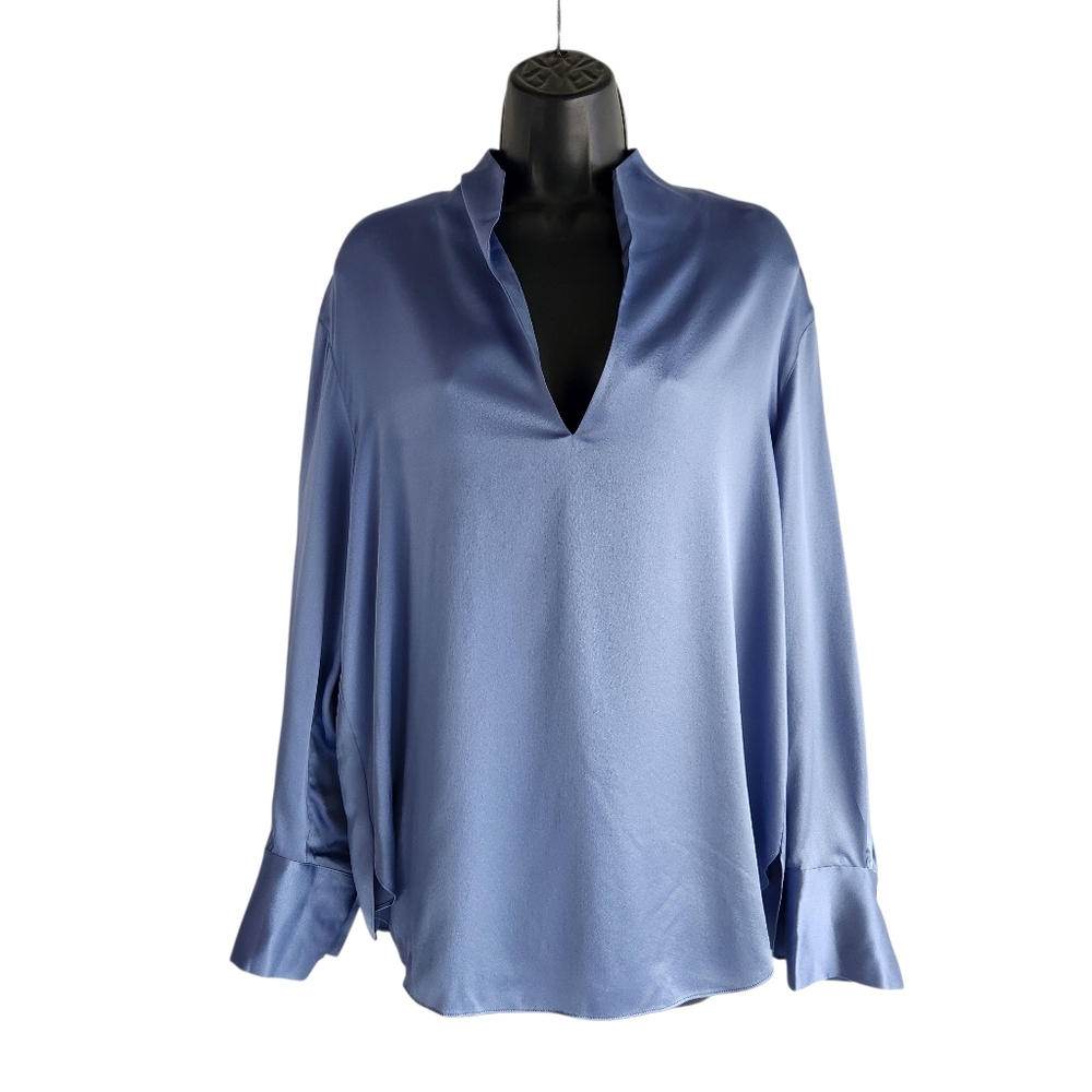Vince Silk Long Sleeve Blouse Size Medium Coastal Blue New With Tags Retail $375
